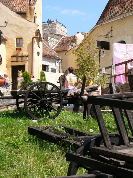 2006-08-24 12-01-59.JPG - 2006-08-U-RO>Bran Ri Sinaia-Festung Rasnov